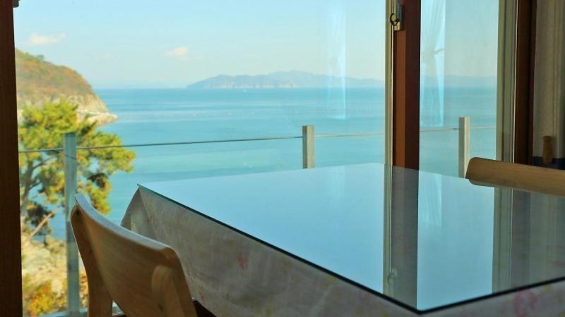 Namhae Eunbit Bada Pension Номер фото