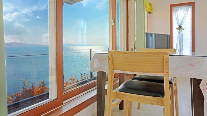 Namhae Eunbit Bada Pension Номер фото